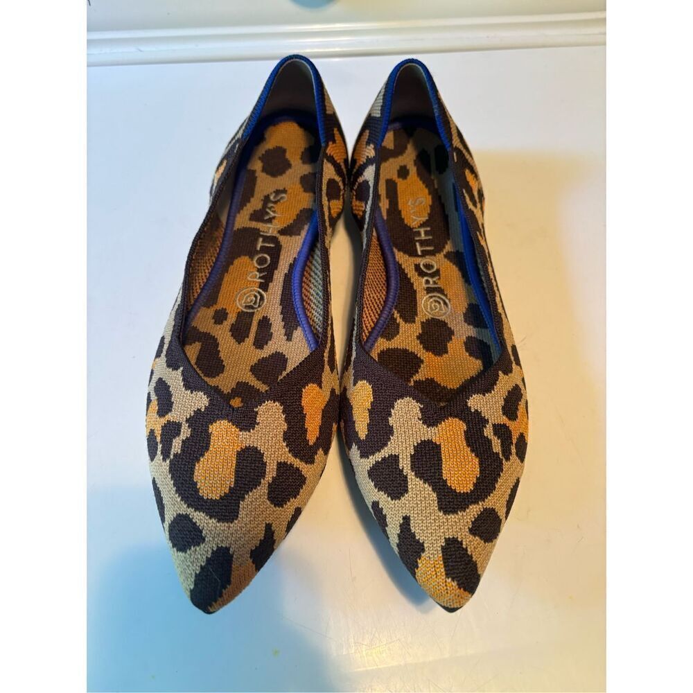 Rothy's Tan and Black Flats